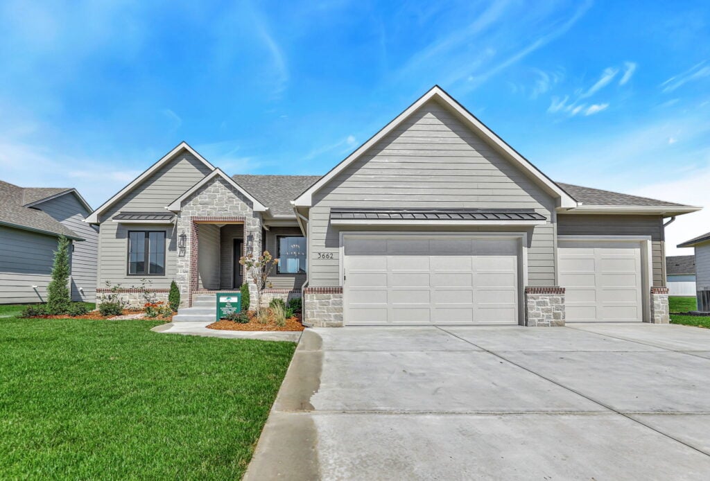 Home 1 - 1 web or mls A08A2334 3662 Bristol Ct. - SOLD